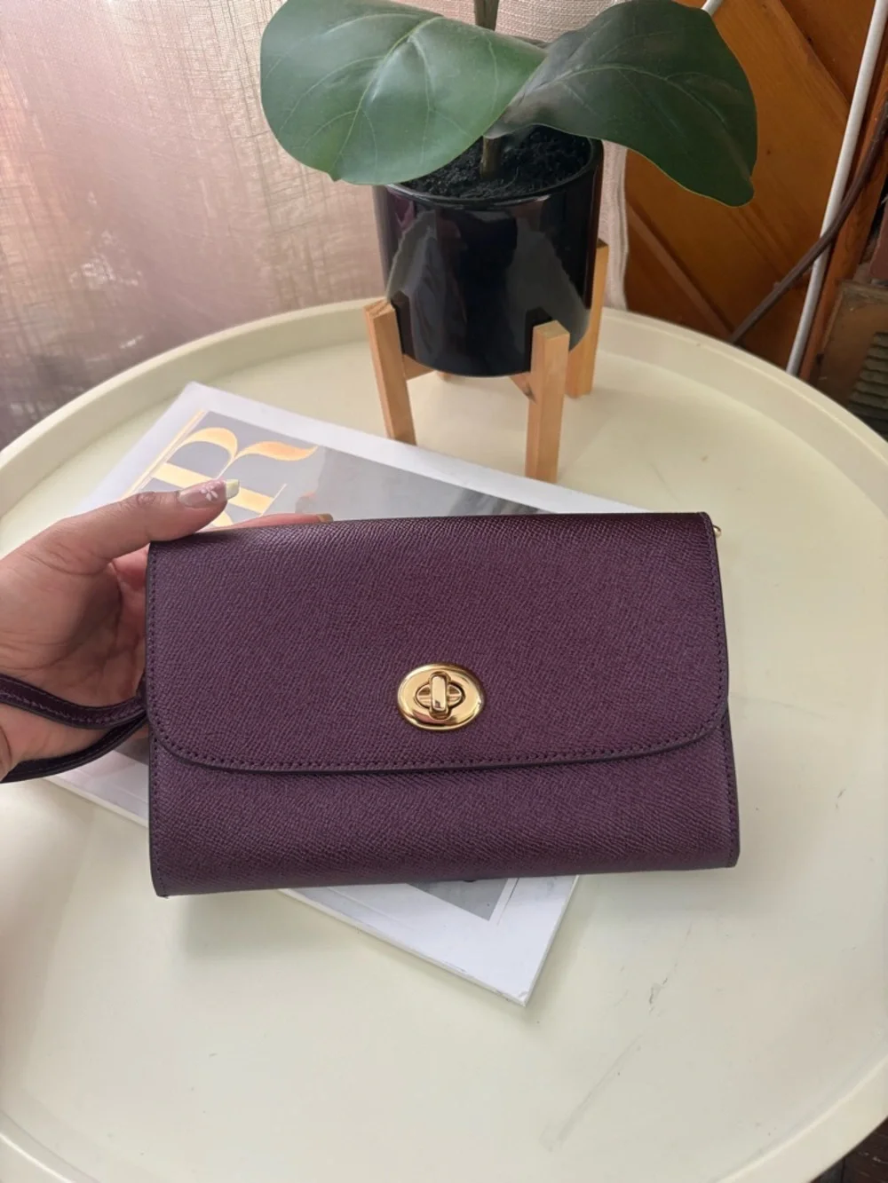 Coach Purple Shoulder Bag Gold Chain Strap Turn Lock Accent Detachable Strap - Picture 2 of 11